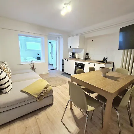 Hamburg City Apartment For 7 Exterior foto